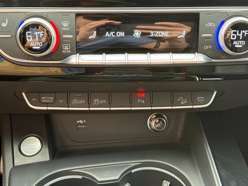 Used 2019 Audi A4 2.0T allroad Premium Plus w/ Premium Plus Package AWD/4WD image 19