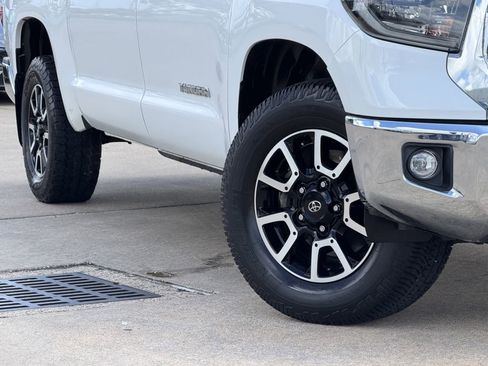 Used 2021 Toyota Tundra SR5 w/ TRD Off-Road Package RWD image 12