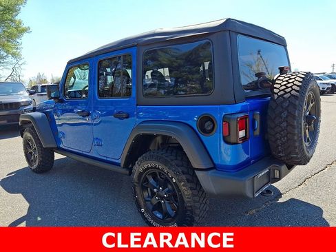 Used 2022 Jeep Wrangler Unlimited Sport AWD/4WD image 4