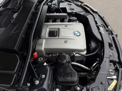 Used 2006 BMW 330xi Sedan image 48
