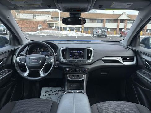 Used 2024 GMC Terrain SLE w/ Driver Convenience Package AWD/4WD image 34