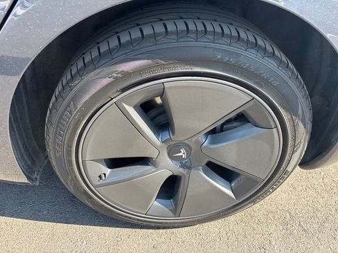 Used 2023 Tesla Model 3 Standard Range RWD image 11