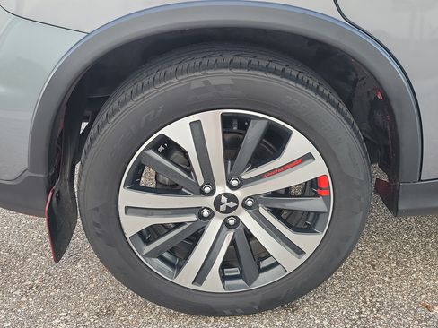 Used 2021 Mitsubishi Outlander Sport SE FWD image 11