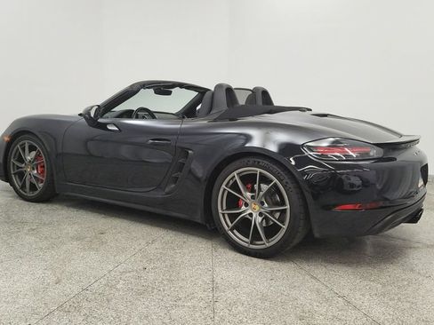 Used 2018 Porsche 718 Boxster S RWD image 3