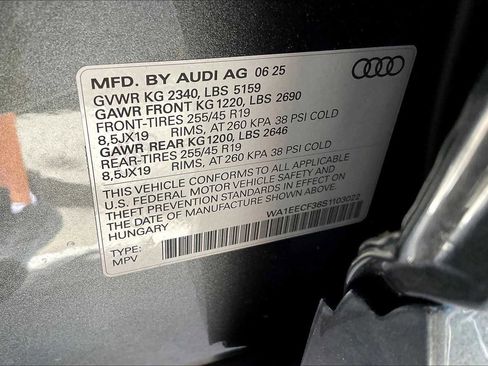 New 2025 Audi Q3 2.0T Premium Plus image 19