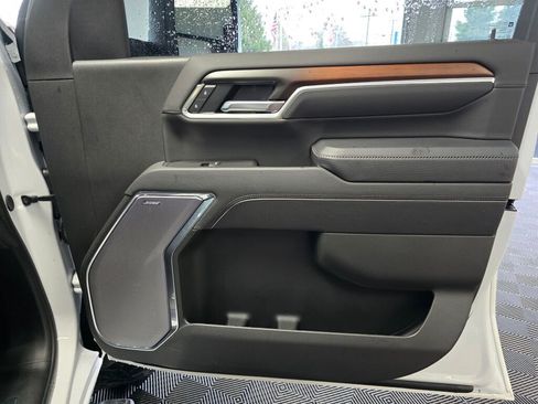 Used 2025 GMC Sierra 3500 Denali w/ Denali Reserve Package image 43