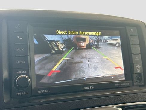 Used 2015 Chrysler Town & Country Touring-L w/ Driver Convenience Group FWD image 13