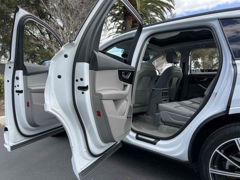 Used 2021 Audi Q7 3.0T Premium Plus w/ Premium Plus Package image 50