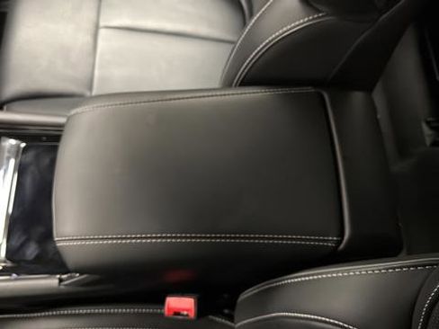 Used 2024 Jeep Grand Cherokee L Overland w/ Luxury Tech Group IV image 20