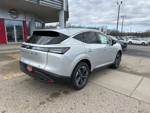 New 2025 Nissan Murano SL image 4