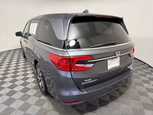 Used 2024 Honda Odyssey Touring image 4