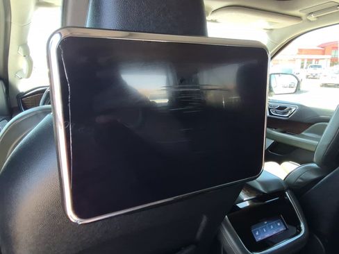 Used 2023 Lincoln Navigator L Black Label AWD/4WD image 29