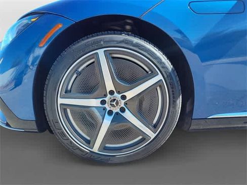 Used 2023 Mercedes-Benz EQE 350+ EQE 350+ w/ Exclusive Trim Package image 16