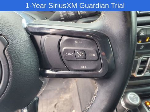 Used 2020 Jeep Wrangler Unlimited Sahara AWD/4WD image 13