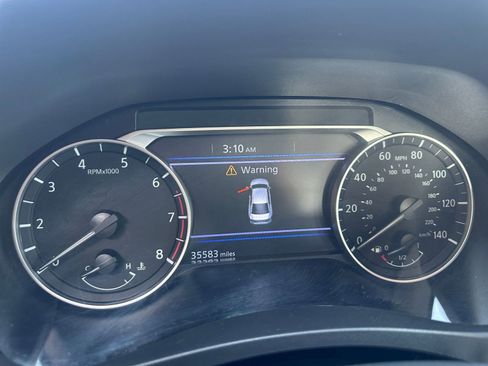 Used 2025 Nissan Altima 2.5 SV image 45