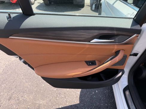 Used 2021 BMW 530i xDrive w/ Premium Package AWD/4WD image 34