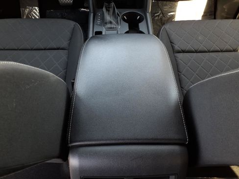 Certified 2021 Volkswagen Atlas Cross Sport S image 24