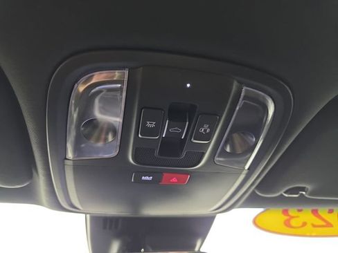 Used 2023 Kia Stinger GT2 AWD/4WD image 25