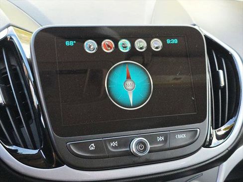 Used 2018 Chevrolet Volt LT w/ Comfort Package FWD image 29