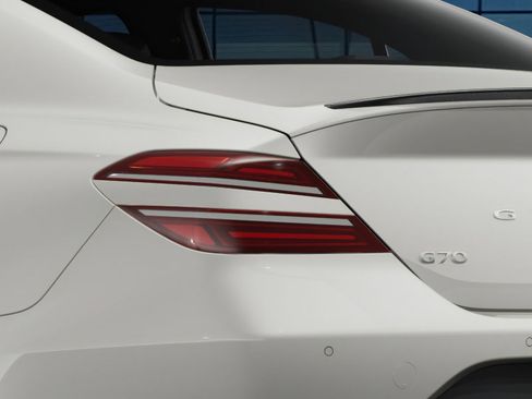 New 2026 Genesis G70 3.3T Prestige image 10