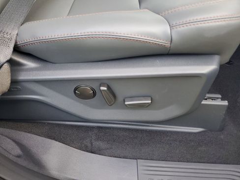 New 2025 Ford Expedition Active RWD image 35