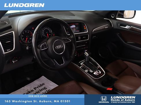 Used 2016 Audi Q5 2.0T Premium Plus w/ Technology Package AWD/4WD image 8