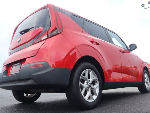 Used 2020 Kia Soul S image 18