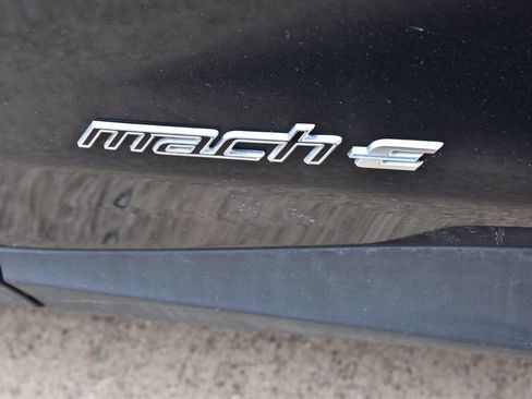 Certified 2025 Ford Mustang Mach-E Premium image 11