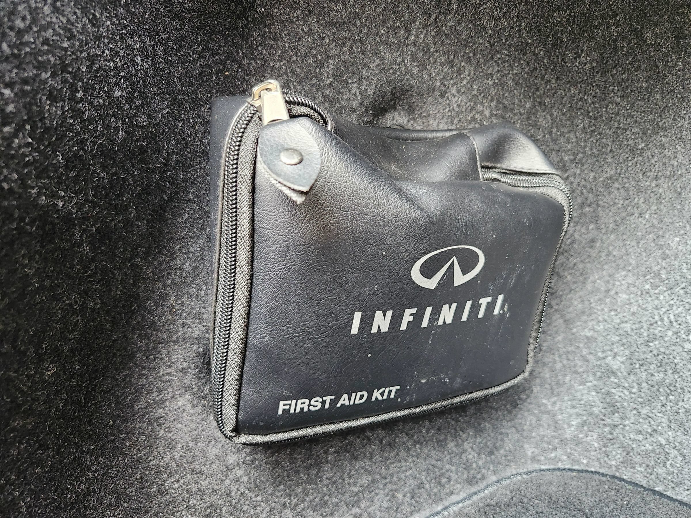 Used 2015 INFINITI Q50 Premium w/ Navigation Package AWD/4WD image 15