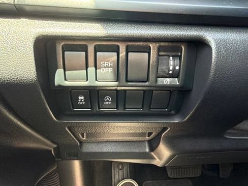 Used 2023 Subaru Forester AWD/4WD image 17