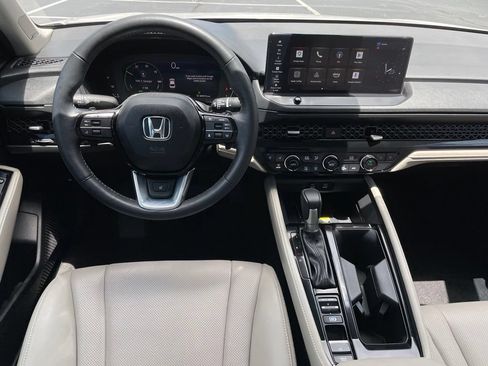 Certified 2025 Honda Accord Touring image 11