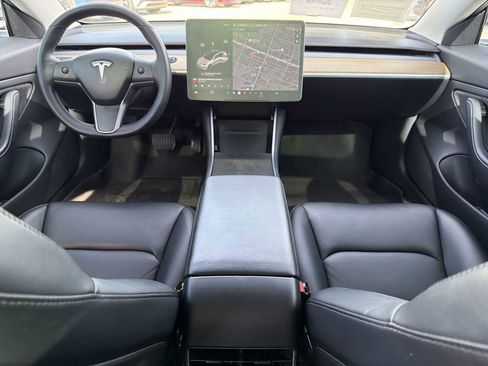 Used 2019 Tesla Model 3 Long Range image 9