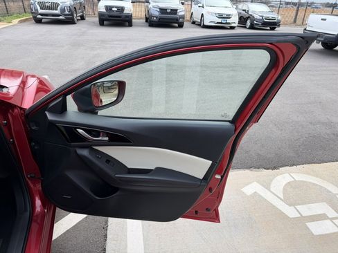 Used 2014 MAZDA MAZDA3 s Grand Touring image 19