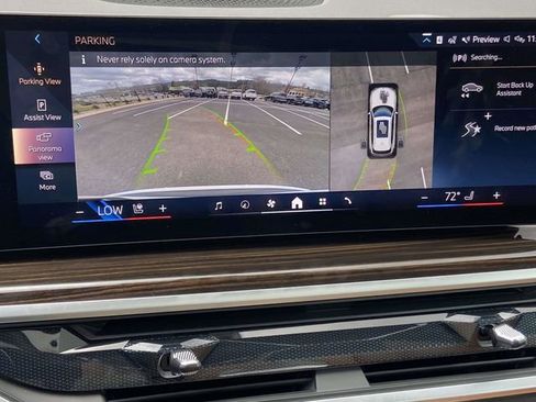 Used 2025 BMW X5 xDrive40i w/ Premium Package image 28