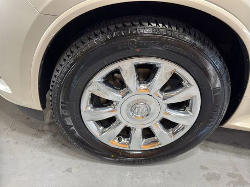 Used 2015 Buick Enclave Premium image 9