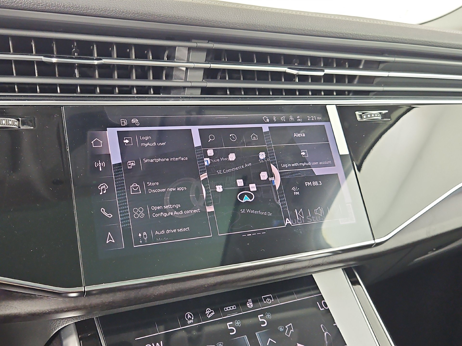 New 2026 Audi Q7 3.0T Premium Plus AWD/4WD image 31