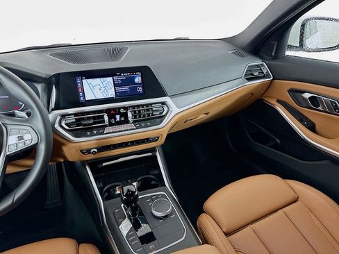 Certified 2022 BMW 330i xDrive Sedan image 23