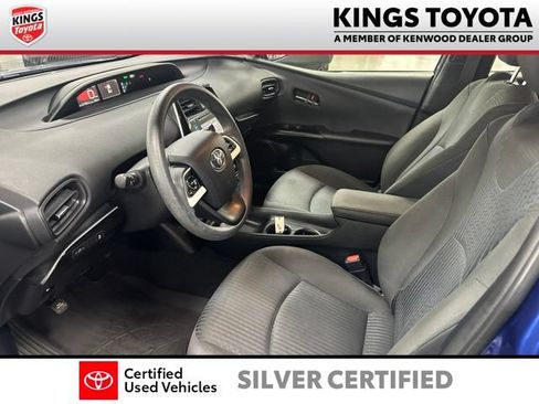 Certified 2016 Toyota Prius Two FWD image 10