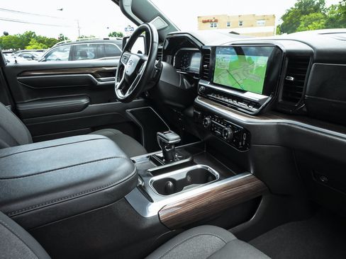 Used 2025 Chevrolet Silverado 1500 RST AWD/4WD image 42