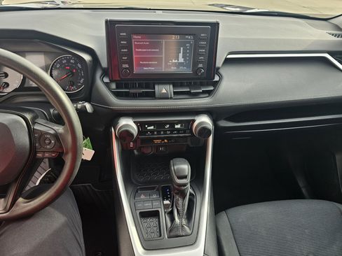 Used 2019 Toyota RAV4 LE image 22