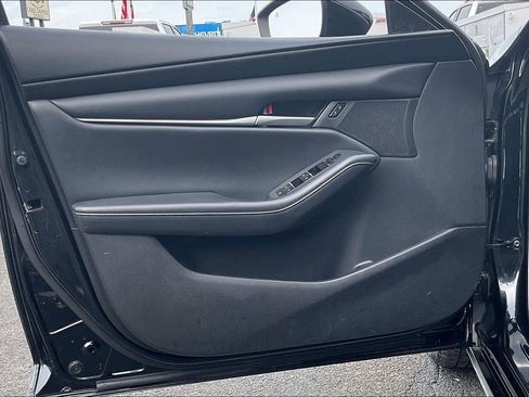 Used 2020 MAZDA MAZDA3 Sedan w/ Select Package FWD image 25
