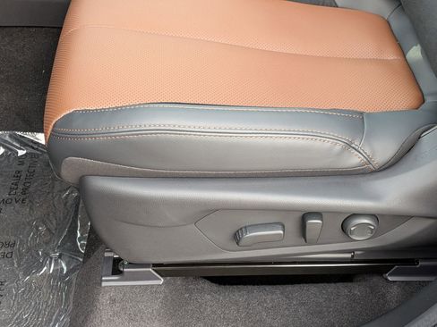 New 2026 Subaru Forester Touring AWD/4WD image 18