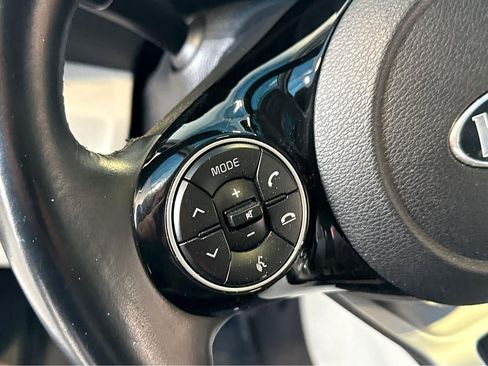 Used 2021 Kia Soul EX FWD image 19