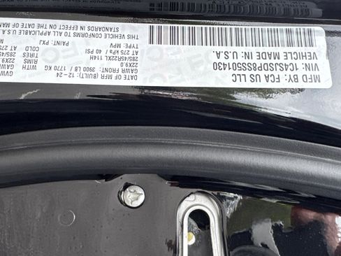 Used 2025 Jeep Wagoneer L Series III w/ Premium Group I image 41