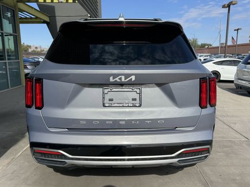 Used 2022 Kia Sorento SX image 13
