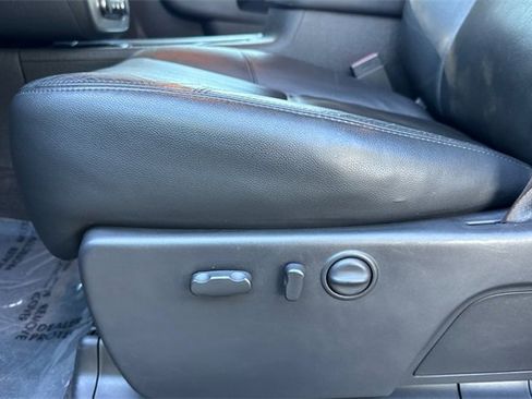 Used 2013 GMC Sierra 2500 SLT w/ SLT Convenience Package image 13