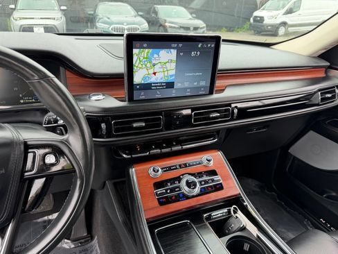 Used 2023 Lincoln Aviator Grand Touring w/ Equipment Group 301A AWD/4WD image 24