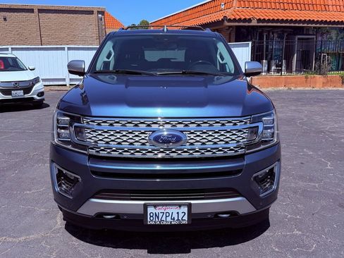Used 2019 Ford Expedition Platinum AWD/4WD image 2