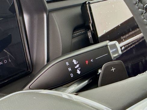 New 2026 GMC Terrain Denali w/ LPO, Black Badging Package image 19