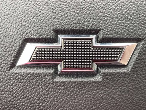 Used 2025 Chevrolet Trax ACTIV w/ Driver Confidence Package FWD image 30